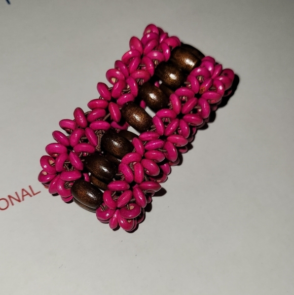 Felt's Fun Finds Jewelry - Hot Pink & Brown Wooded Bead Stretch Bracelet